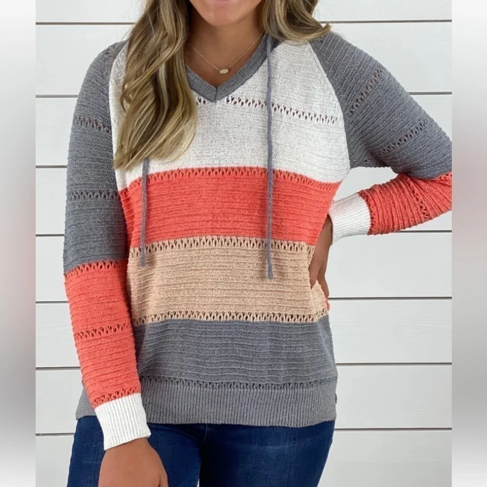 Beach bonfire hoodie‎ crochet style long sleeve hooded v neck size small